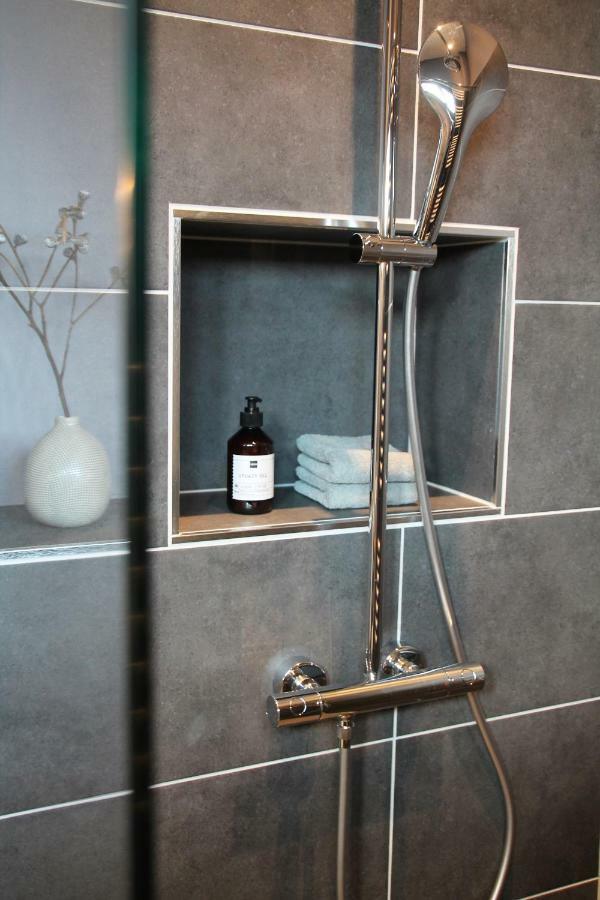 Junior Suite The Backyard Tby 01 เทรียร์ ภายนอก รูปภาพ